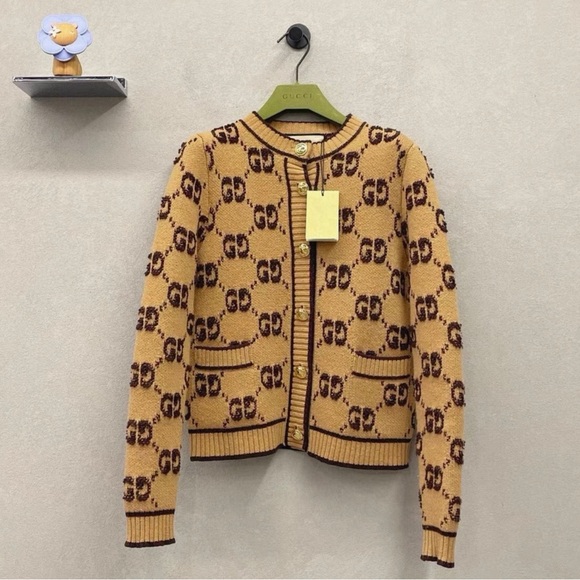 Gucci Women's Tan and Dark Brown Cardigan - Picture 3 of 5